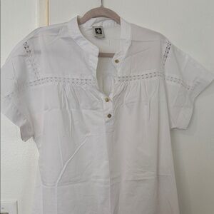 Anne Klein White Blouse with Gold Button